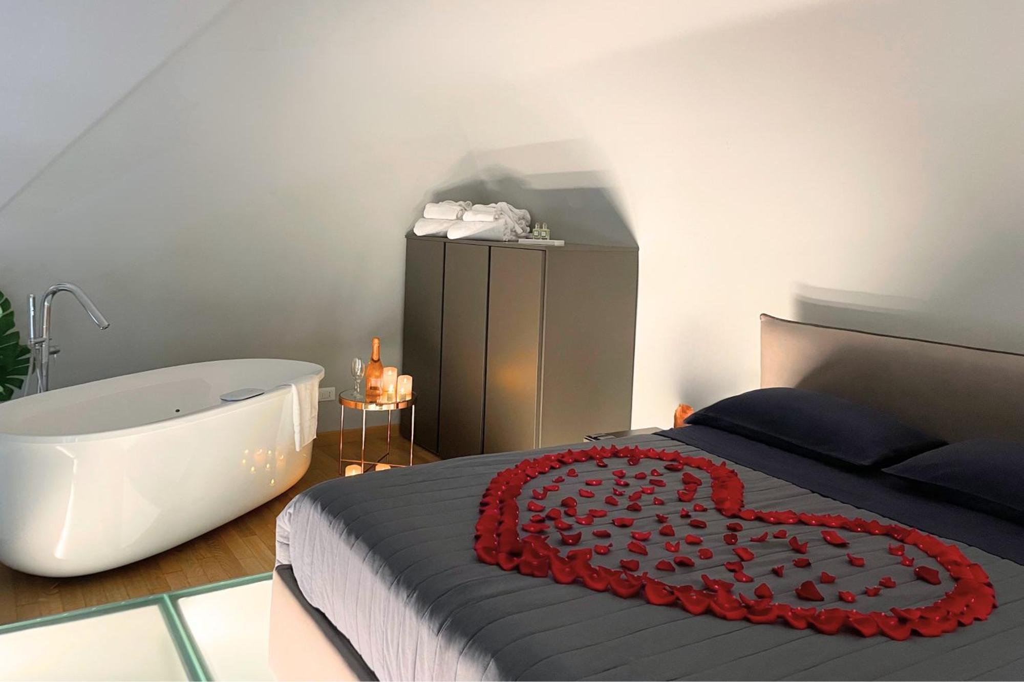 Jacuzzi Luxury Apartment In The Town Centre Torino Eksteriør bilde
